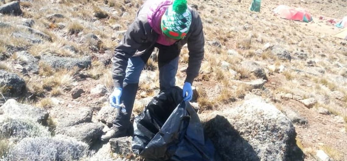 Protecting the Kilimanjaro environment by cleaning up